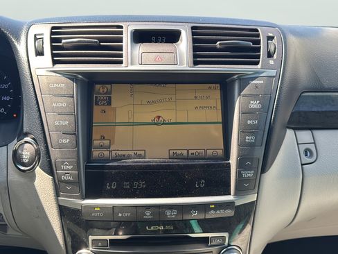 Used 2012 Lexus LS 460 w/ Comfort Pkg RWD image 25