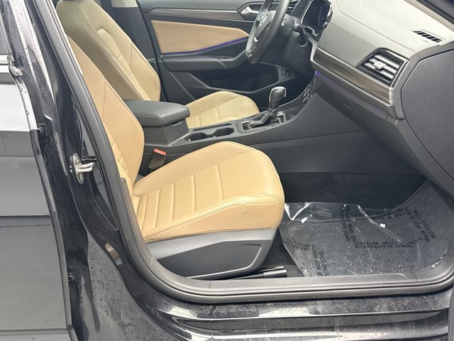 Used 2021 Volkswagen Jetta SEL FWD image 17