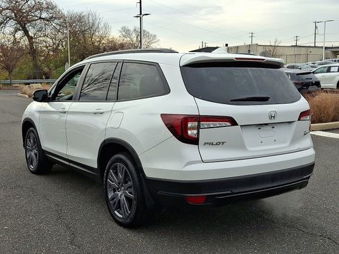 Certified 2022 Honda Pilot Sport image 4