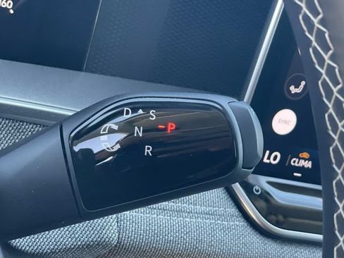 Certified 2026 Volkswagen Tiguan S FWD image 18