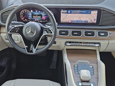 Certified 2025 Mercedes-Benz GLS 450 GLS 450 image 26