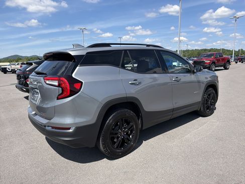 Used 2023 GMC Terrain AT4 AWD/4WD image 6