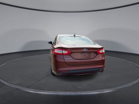 Used 2016 Ford Fusion SE FWD image 7
