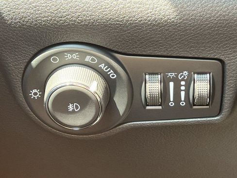 New 2026 Jeep Compass Limited AWD/4WD image 13