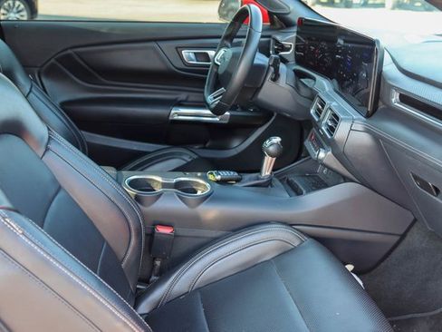 Used 2024 Ford Mustang Premium image 13
