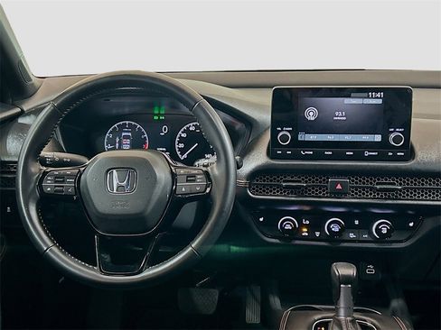 Used 2025 Honda HR-V Sport image 19
