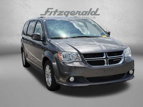 Used 2019 Dodge Grand Caravan SXT FWD image 1