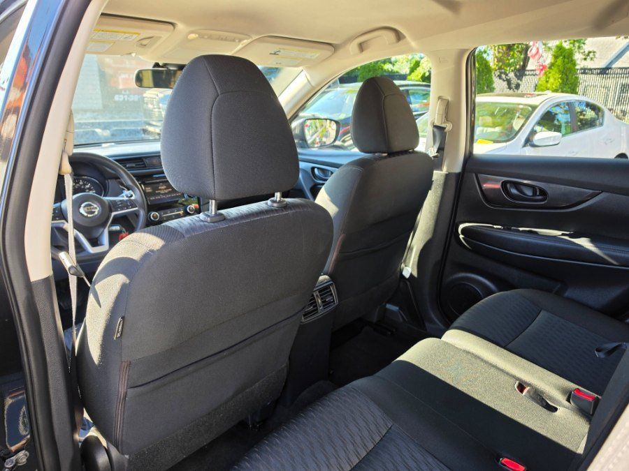 Used 2019 Nissan Rogue S AWD/4WD image 29