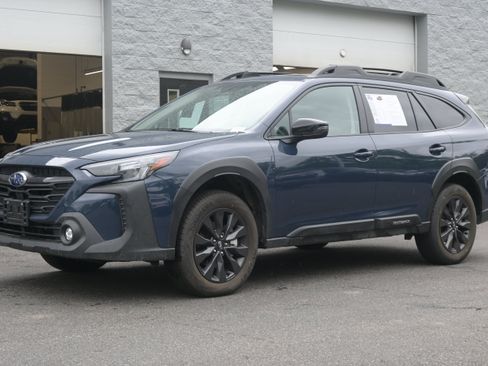 Certified 2025 Subaru Outback Onyx Edition AWD/4WD image 5