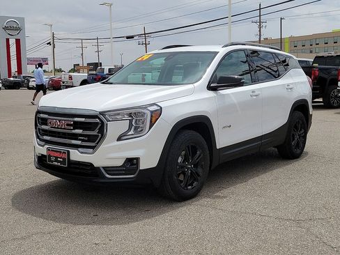 Used 2024 GMC Terrain AT4 w/ Tech Package AWD/4WD image 6
