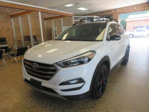 Used 2017 Hyundai Tucson Night AWD/4WD image 1