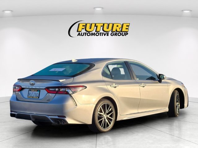 Certified 2024 Toyota Camry SE w/ Cold Weather Package AWD/4WD image 5