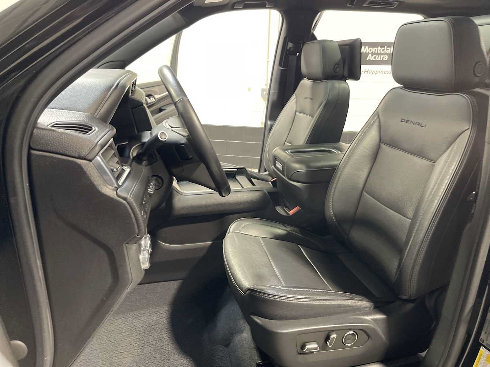 Used 2021 GMC Yukon Denali AWD/4WD image 11