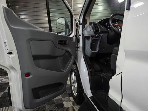 Used 2018 Ford Transit 350 XLT image 30