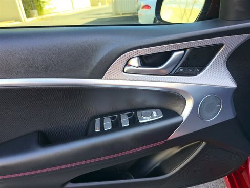 Used 2023 Genesis G70 2.0T w/ Sport Prestige Package RWD image 13