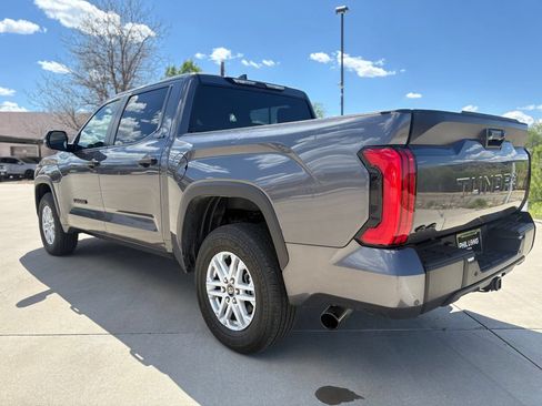 Used 2025 Toyota Tundra SR5 w/ SR5 Convenience Package AWD/4WD image 6