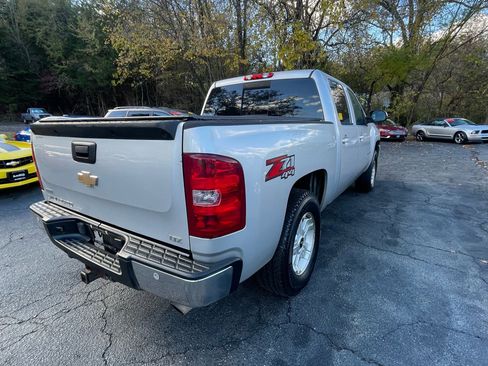 Used 2010 Chevrolet Silverado 1500 LTZ w/ Z71 Appearance Package image 8