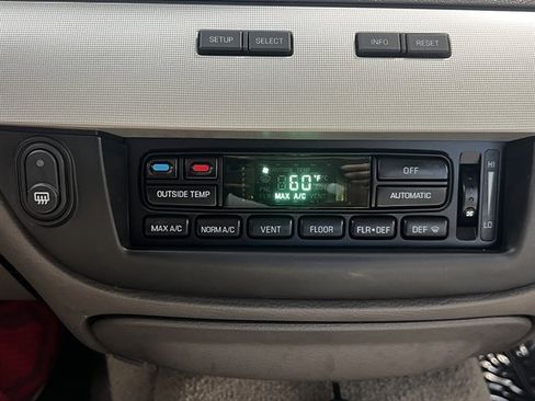 Used 2008 Mercury Grand Marquis LS image 40