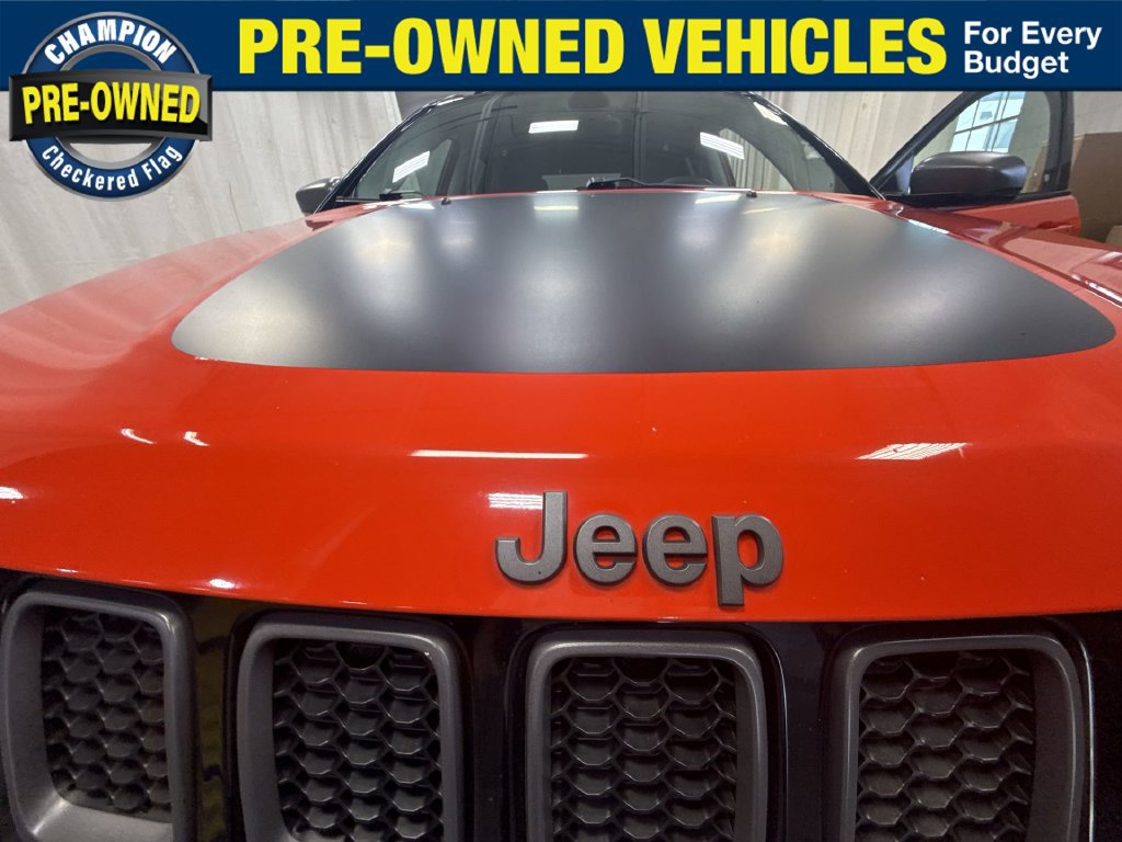 Used 2018 Jeep Compass Trailhawk w/ Navigation Group AWD/4WD image 39