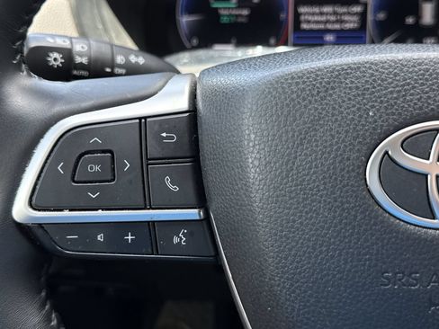 Used 2025 Toyota Grand Highlander FWD image 23