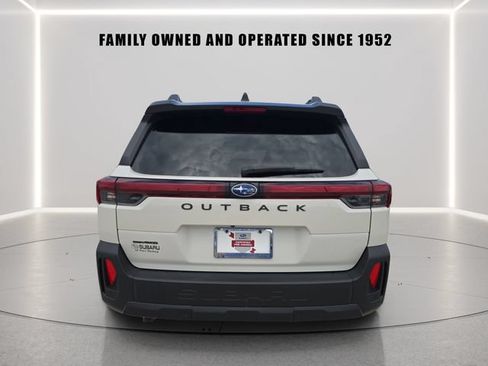 Used 2026 Subaru Outback Limited AWD/4WD image 4
