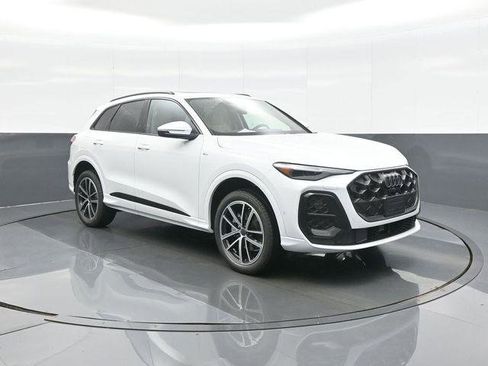 New 2026 Audi Q5 Premium Plus AWD/4WD image 1