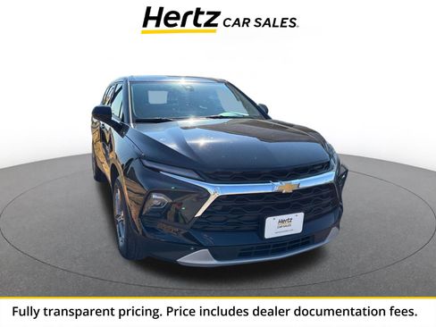 Used 2026 Chevrolet Blazer LT FWD image 1