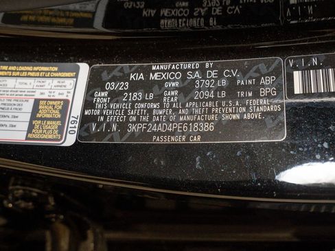 Used 2023 Kia Forte LXS w/ LXS Technology Package image 18