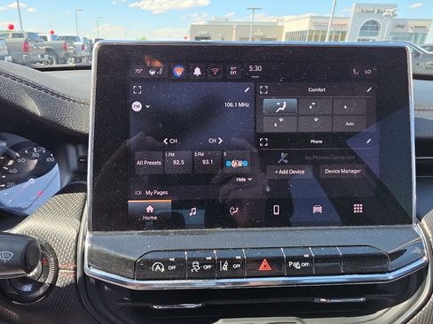 Used 2022 Jeep Compass Trailhawk w/ Trailhawk Convenience Group AWD/4WD image 15