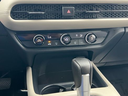 Used 2023 Honda HR-V LX image 27