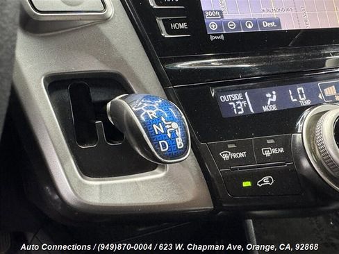Used 2016 Toyota Prius V Three image 16