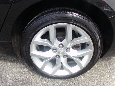 Used 2016 Chevrolet Impala LTZ image 17