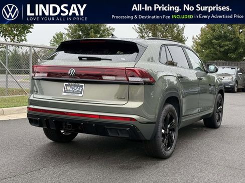 New 2026 Volkswagen Atlas Cross Sport SEL R-Line AWD/4WD image 3