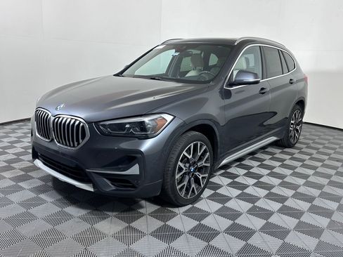 Used 2022 BMW X1 sDrive28i w/ Premium Package image 1