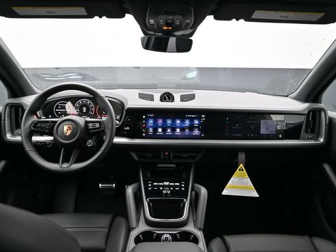 New 2026 Porsche Cayenne S AWD/4WD image 19