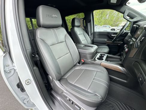 Certified 2022 Chevrolet Silverado 2500 High Country w/ Z71 Off-Road Package AWD/4WD image 25