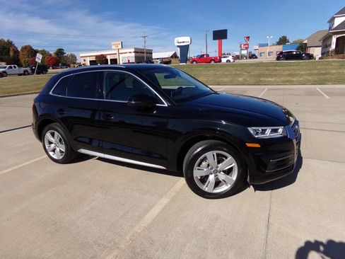 Used 2019 Audi Q5 2.0T Premium Plus w/ Premium Plus Package image 13