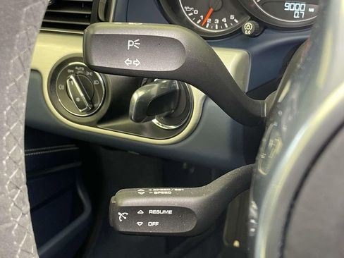 Used 2015 Porsche 911 Turbo S image 38