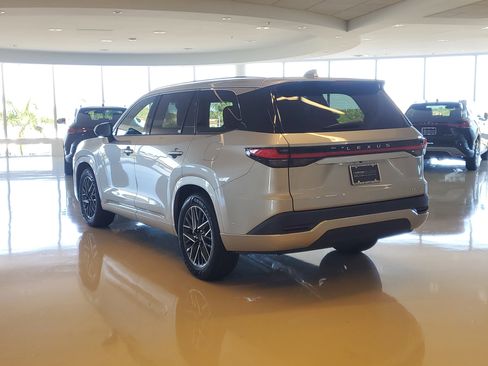 Certified 2026 Lexus TX 350 AWD w/ Technology Package image 8