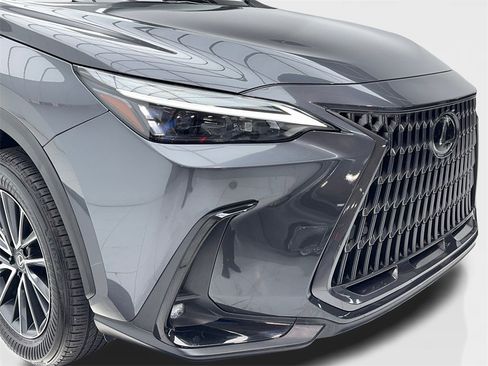 Used 2024 Lexus NX 250 FWD w/ Premium Package image 3