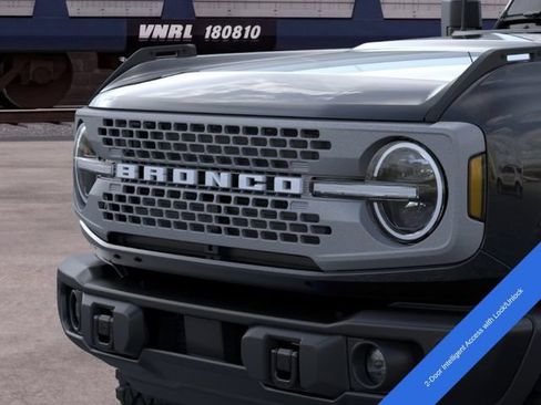 New 2026 Ford Bronco Badlands AWD/4WD image 22