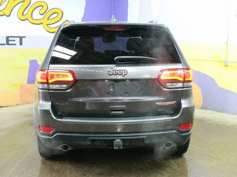 Used 2019 Jeep Grand Cherokee Trailhawk w/ Trailhawk Luxury Group image 4