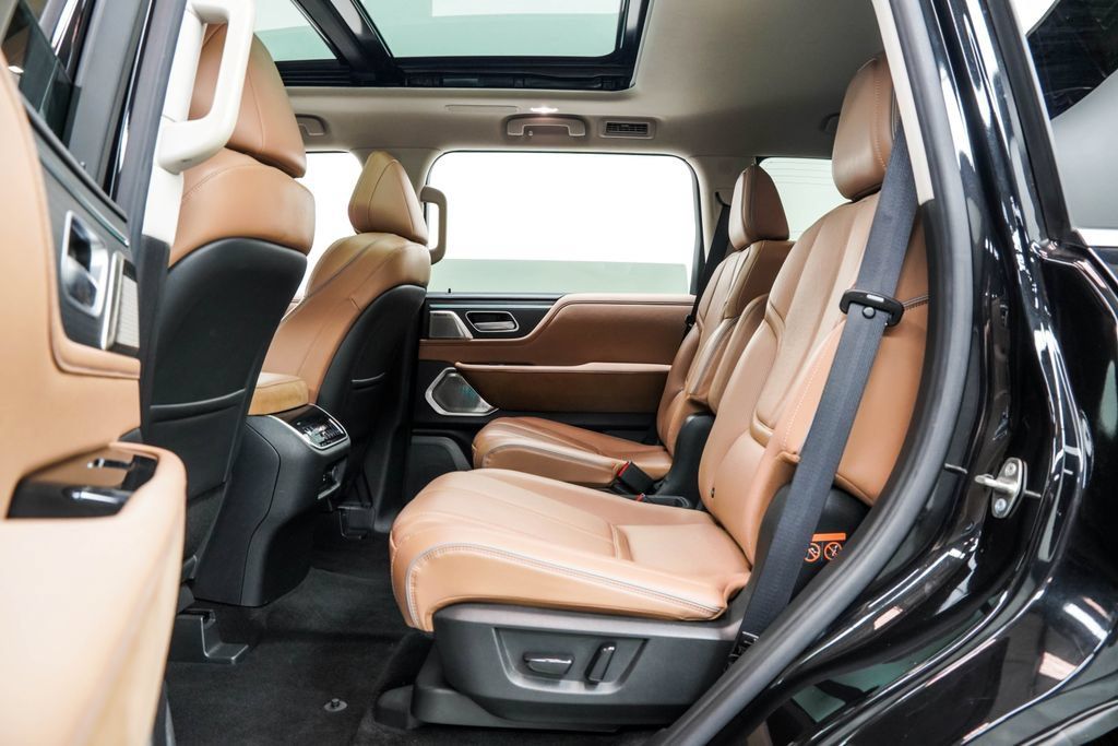 Used 2025 INFINITI QX80 Sensory AWD/4WD image 20