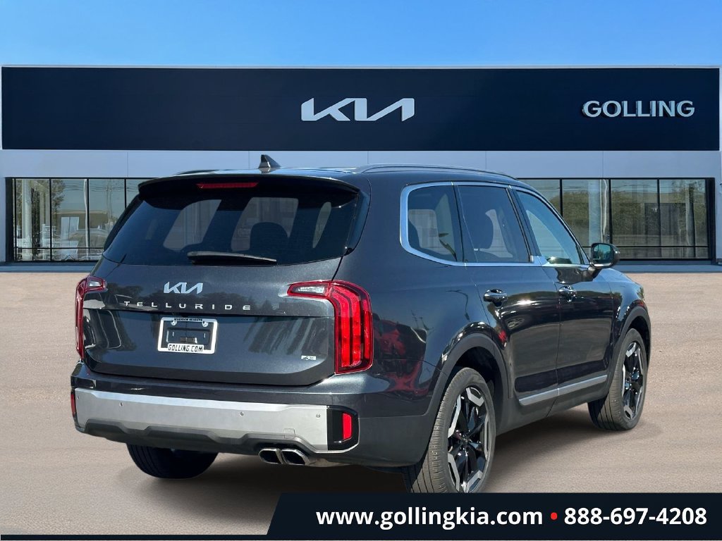 Certified 2024 Kia Telluride S w/ S Sunroof Package AWD/4WD image 3