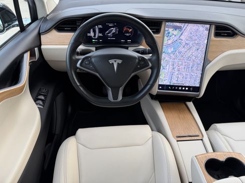 Used 2018 Tesla Model X 100D AWD/4WD image 8