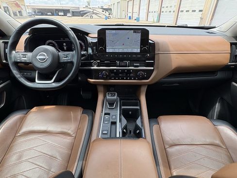 Used 2023 Nissan Pathfinder Platinum w/ Cargo Package FWD image 30