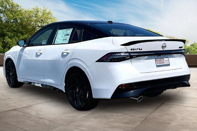 New 2027 Nissan Sentra SR w/ SR Premium Package FWD image 3