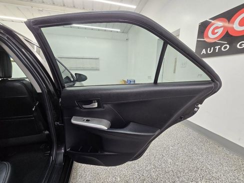 Used 2013 Toyota Camry SE FWD image 28