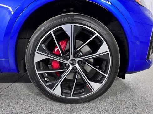 Used 2024 Audi SQ5 Prestige AWD/4WD image 7