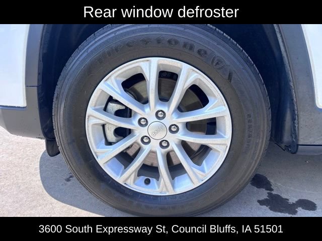Used 2022 Jeep Cherokee Latitude Lux AWD/4WD image 13